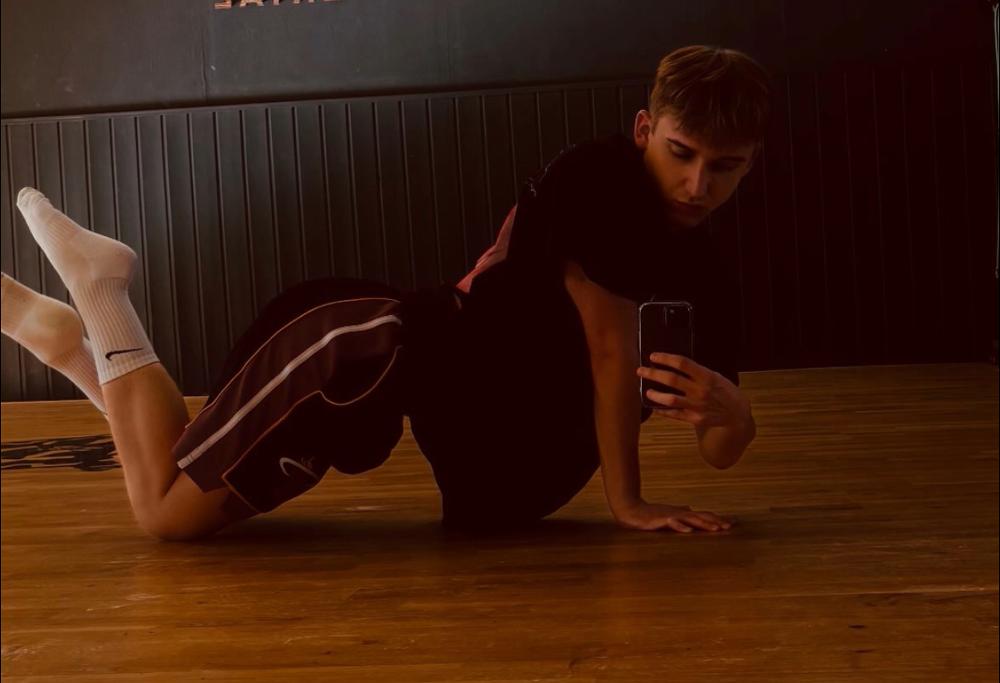 FEMALE PERFORMANCE | intermediate | 15+